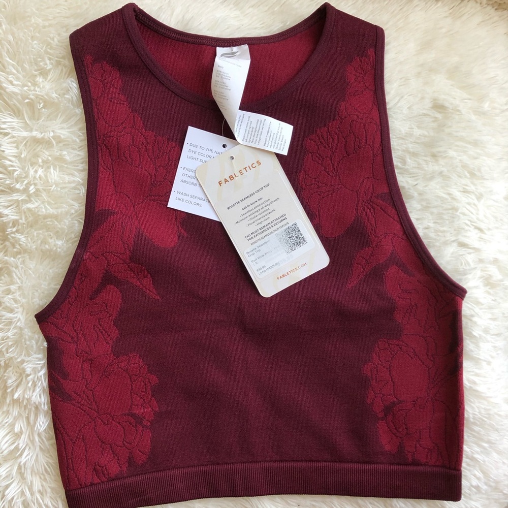 NWT Fabletics cropped top